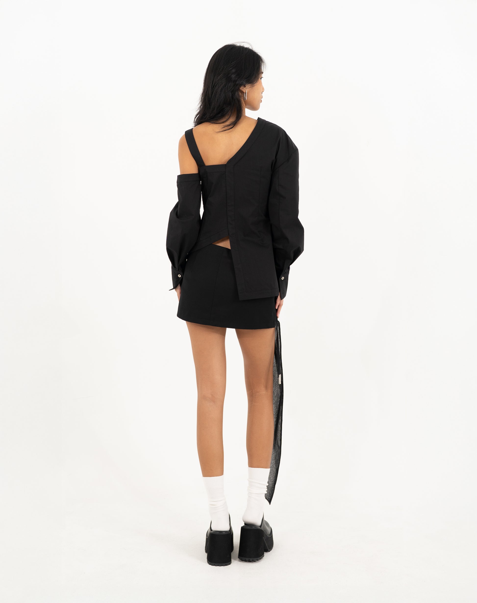 N E O CH.1 Rebel Asymmetry Top