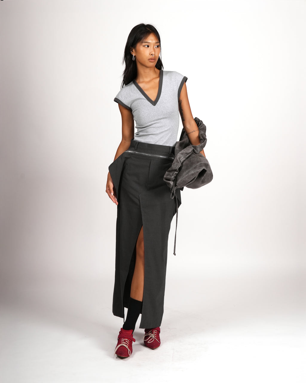 Contrast Trim V-Cut Top