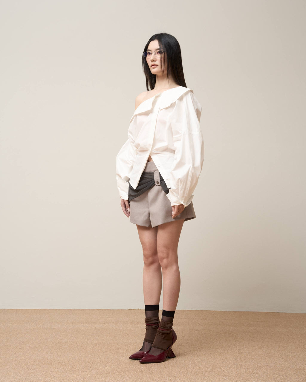 Vol.3 Ch.2 Off-shoulder Collared Cotton Shirt