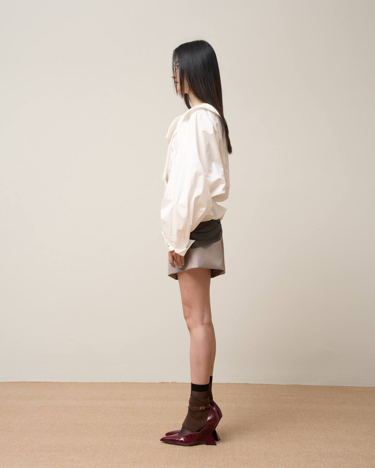 Vol.3 Ch.2 Off-shoulder Collared Cotton Shirt