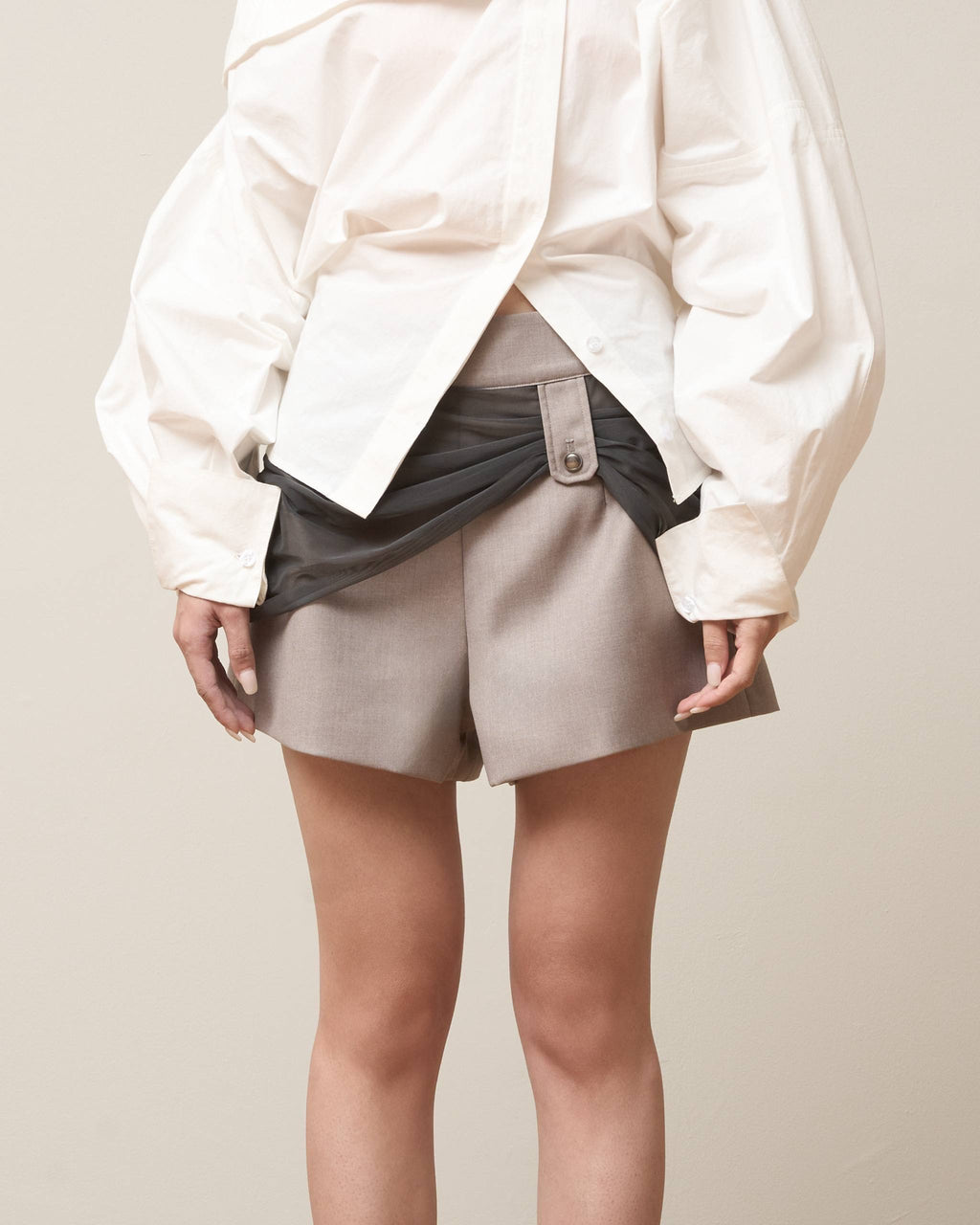 Vol.3 Ch.2 Off-shoulder Collared Cotton Shirt